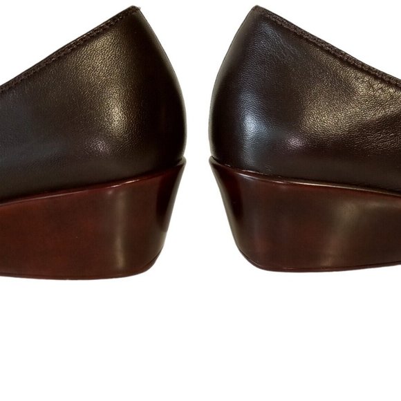 AEROSOLES Shoes  wms 7 1/2  Brown Leather  Slip-On Final  Exam  Wedge Heel  EXC - Picture 11 of 12